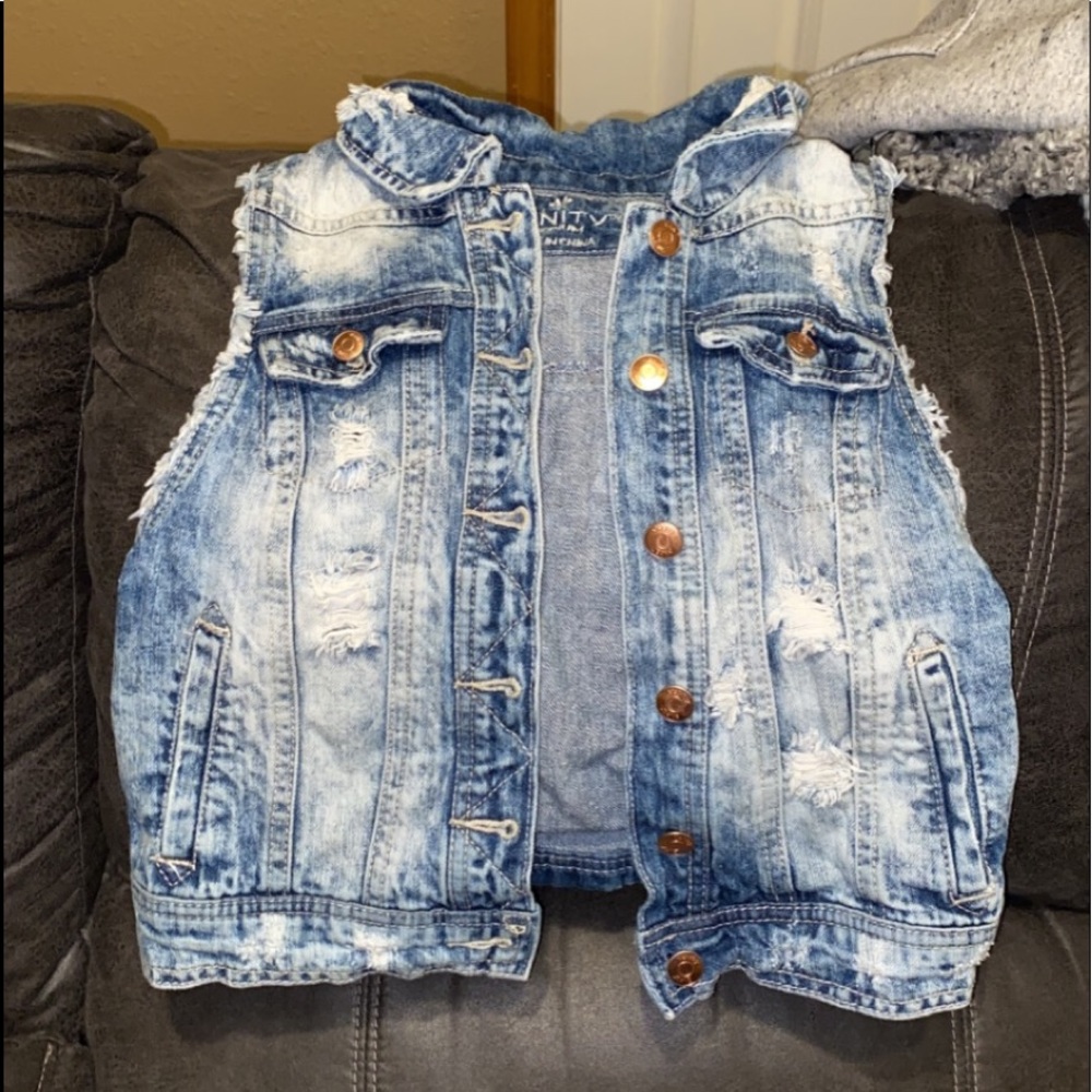 Vanity Vest